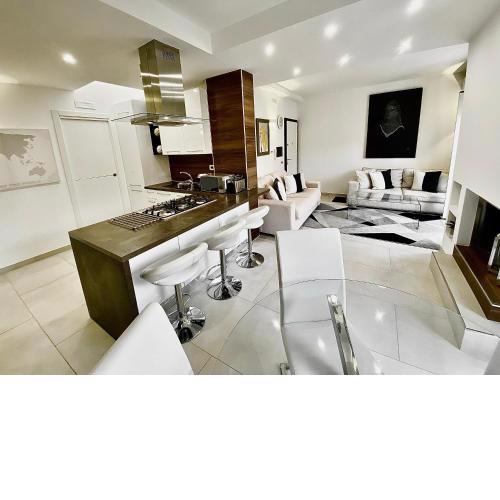 Mottola Apartment