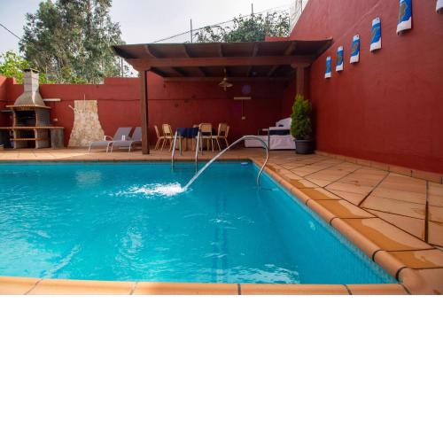Mountain Chalet Sea Views & Pool