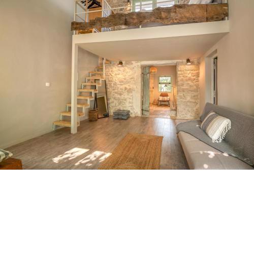 Mourelo Home