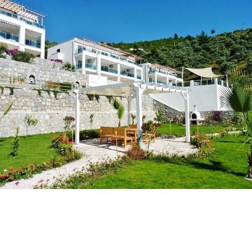 MUĞLA MİLAS GÜLLÜK FUL DENİZ MANZARALI ELİT SİTEDE KİRALIK DAİRE