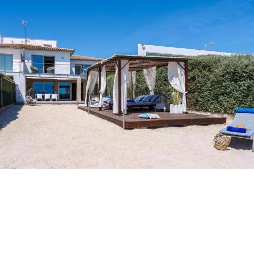 Muro Beach House