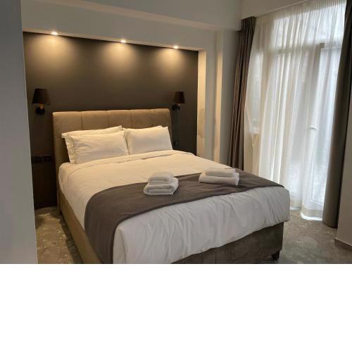 Mykonos #112 - Ermou fashion suites