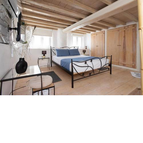 Mykonos luxurious maisonette for 3 persons by MPS