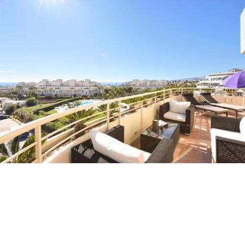 Myramar Penthouse 528