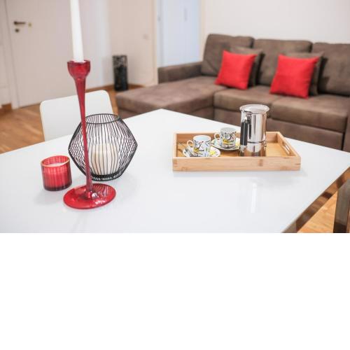 Mysa Properties - Spazioso bilocale nel quartiere di Calvairate