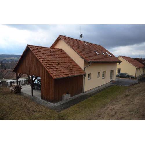 Nad Stodolami, plasy grote huis