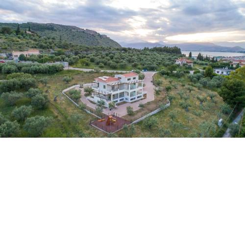 Nafplia Terra