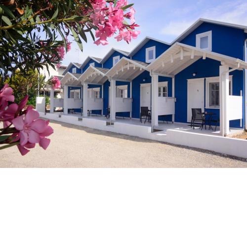 Nafsika Suites