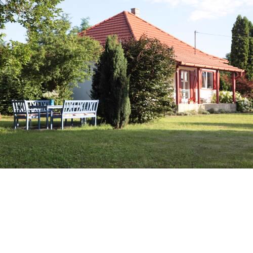 Nagymajor Birding Lodge
