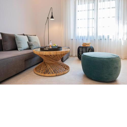 Naillac Elite Suites