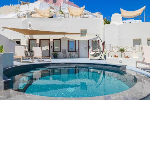 Naos Suites