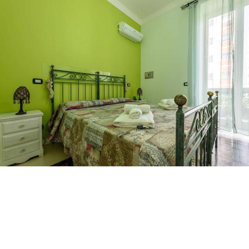[Napoli Central] Green Suite with garden view