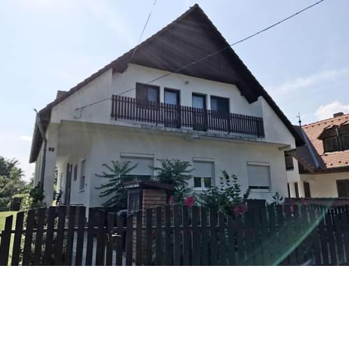 Napsugár Apartman