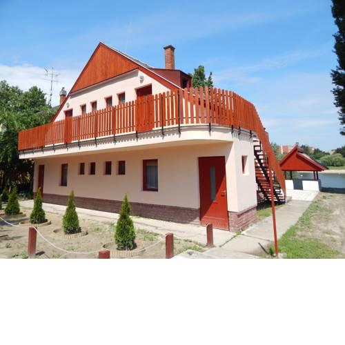 Napsugár Apartman