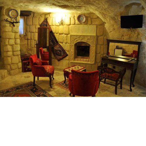 Naturels Cave House