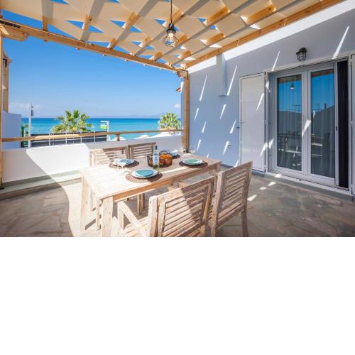 Nautilus Sea View Suite 6