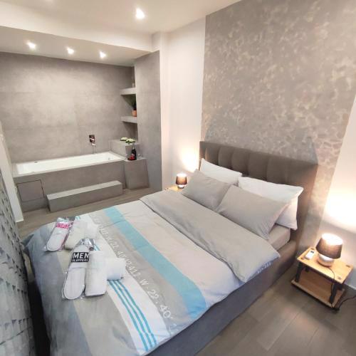 Navarino Jacuzzi Studio RT Hospitality Services