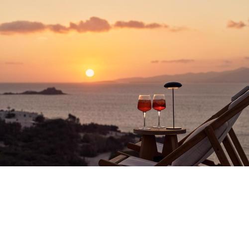 Naxea Villas, Seaside Luxury