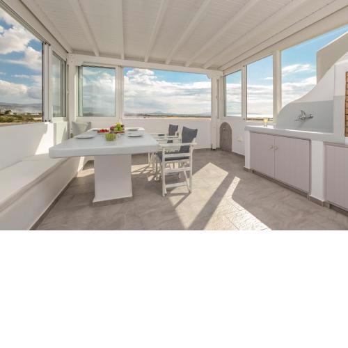 Naxian Wave Seaside Villa