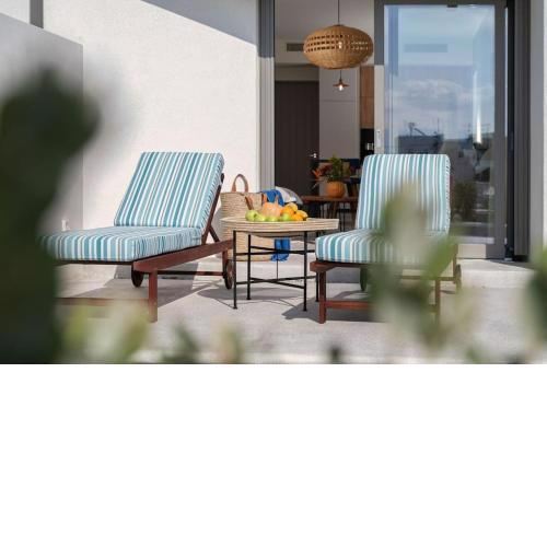 Naxos blue dream villa with pool
