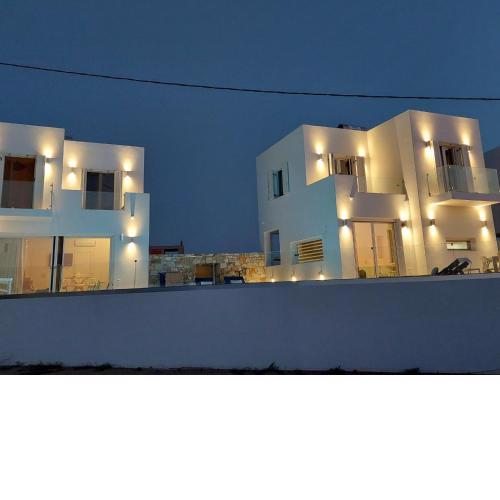 Naxos Superior Villas