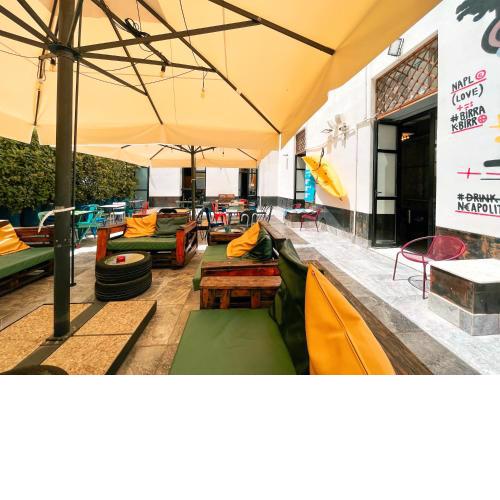 NeapolitanTrips Hotel