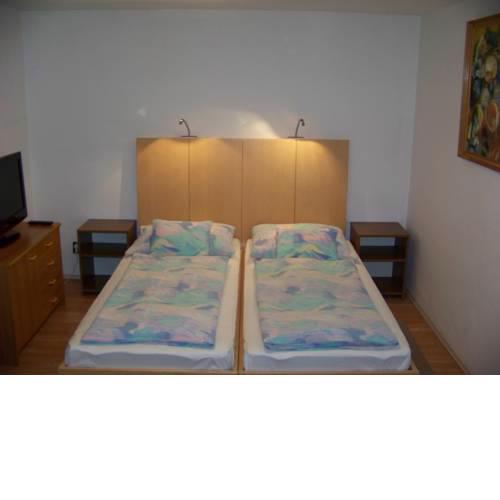 Nefelejcs Apartmanok