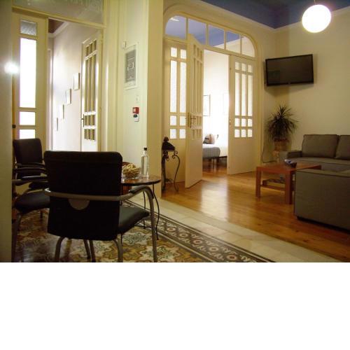 Neoclassical Glamour