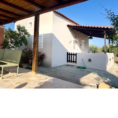Nepis Cottage, GcollectionGr