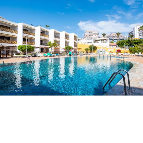 Neptuno Pool and beach private access