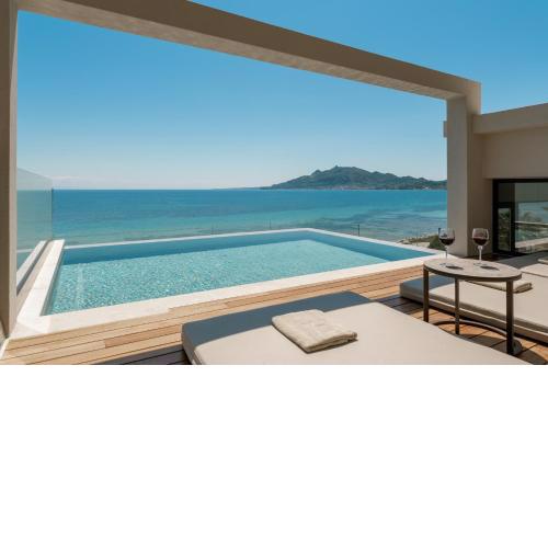 Nerea Deluxe SeaFront Villa, Iconic Infinity Pool, By ThinkVilla
