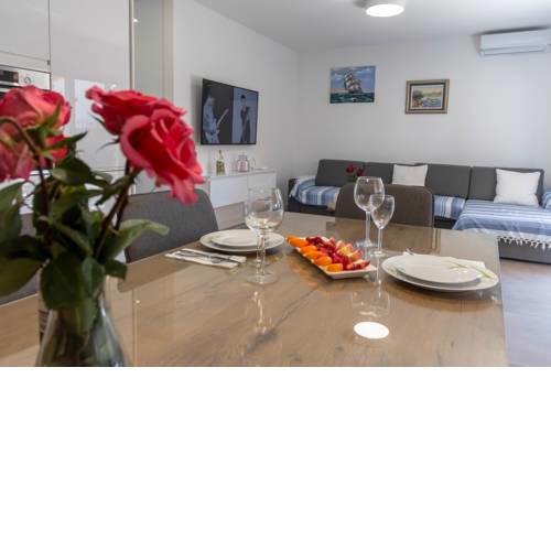 Nevera Apartment