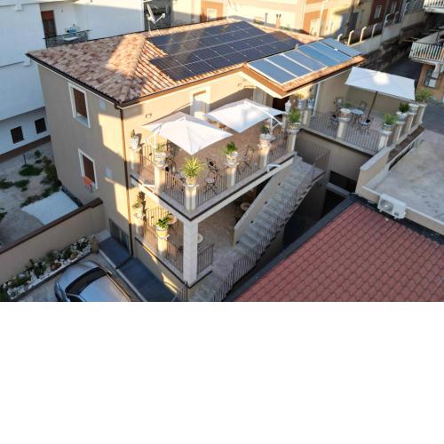 New- B&B Allison Tropea