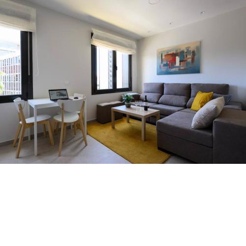 New 2 Bed Apt & Digital Check In