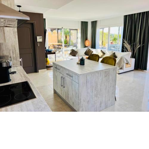 New 2023 Penthouse in Elviria