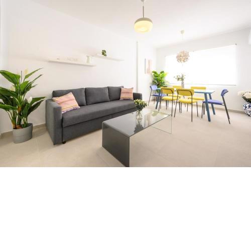 New, accesible, center and beach