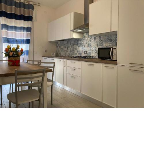 New and bright apartment close to the beach by Beahost Rental