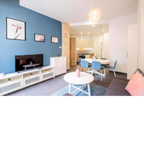 New and Modern Apartment with Comfy Beds
