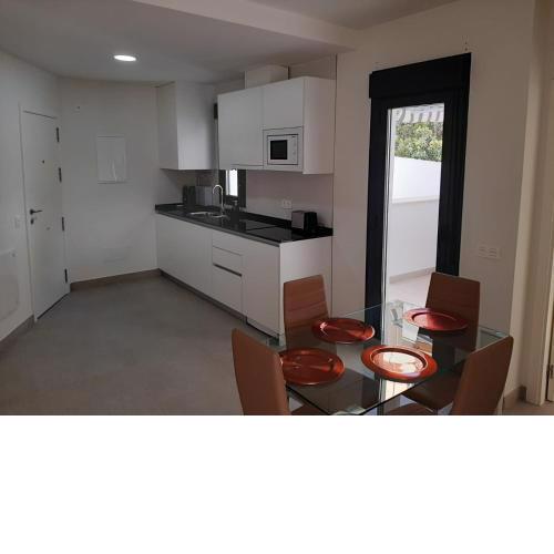 New Apartment in the Center-Terrace & Free Parking