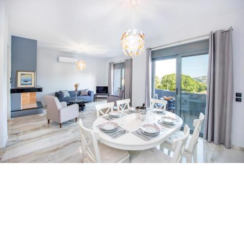 NEW ASTERIA. LUXURY MAIZONETTE WITH SEA VIEW