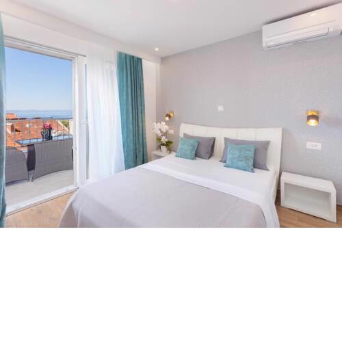 New Beautiful Modern Sea view apartment