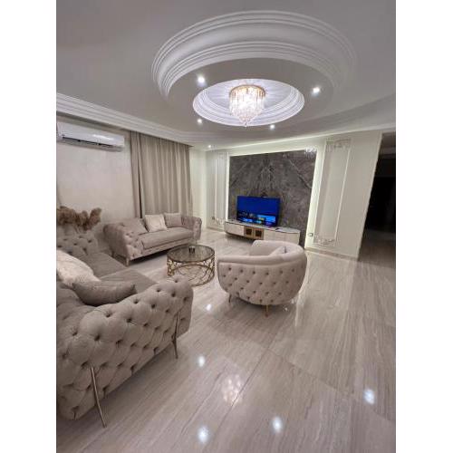 New Cairo Brand New apartment جديدة أول استخدام