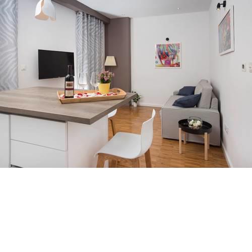 New cozy apartment in city center