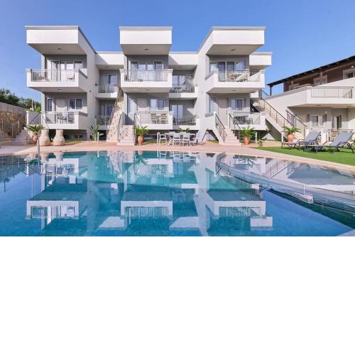 New Crete apartment in Stavromenos Coast w/pool