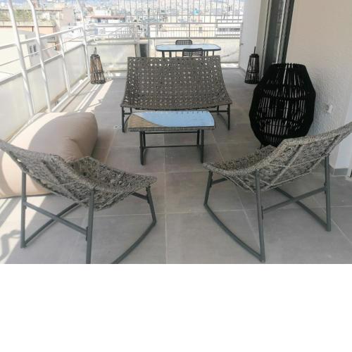 New house in Pireas port