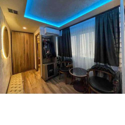 New Luxury 3-bedroom apartment