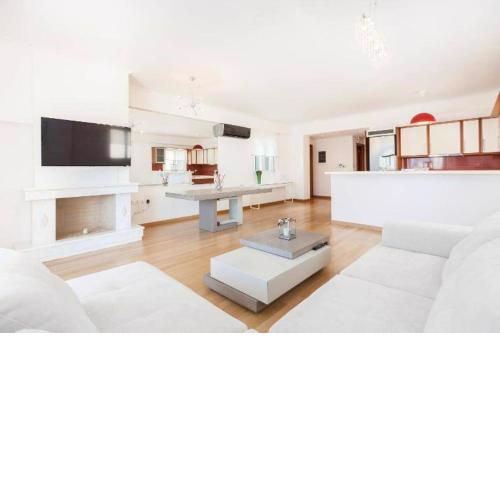 New Luxury Apartment in Glyfada with pool