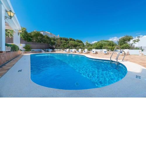 New! LUXURY VILLA GARRI-DO, POOL, AC, BBQ, WIFI