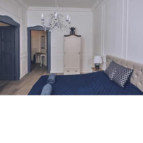NEW STYLISH LUX APARTMENT @ THE CENTRE