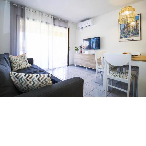 New Uolas Planet Costa Dorada